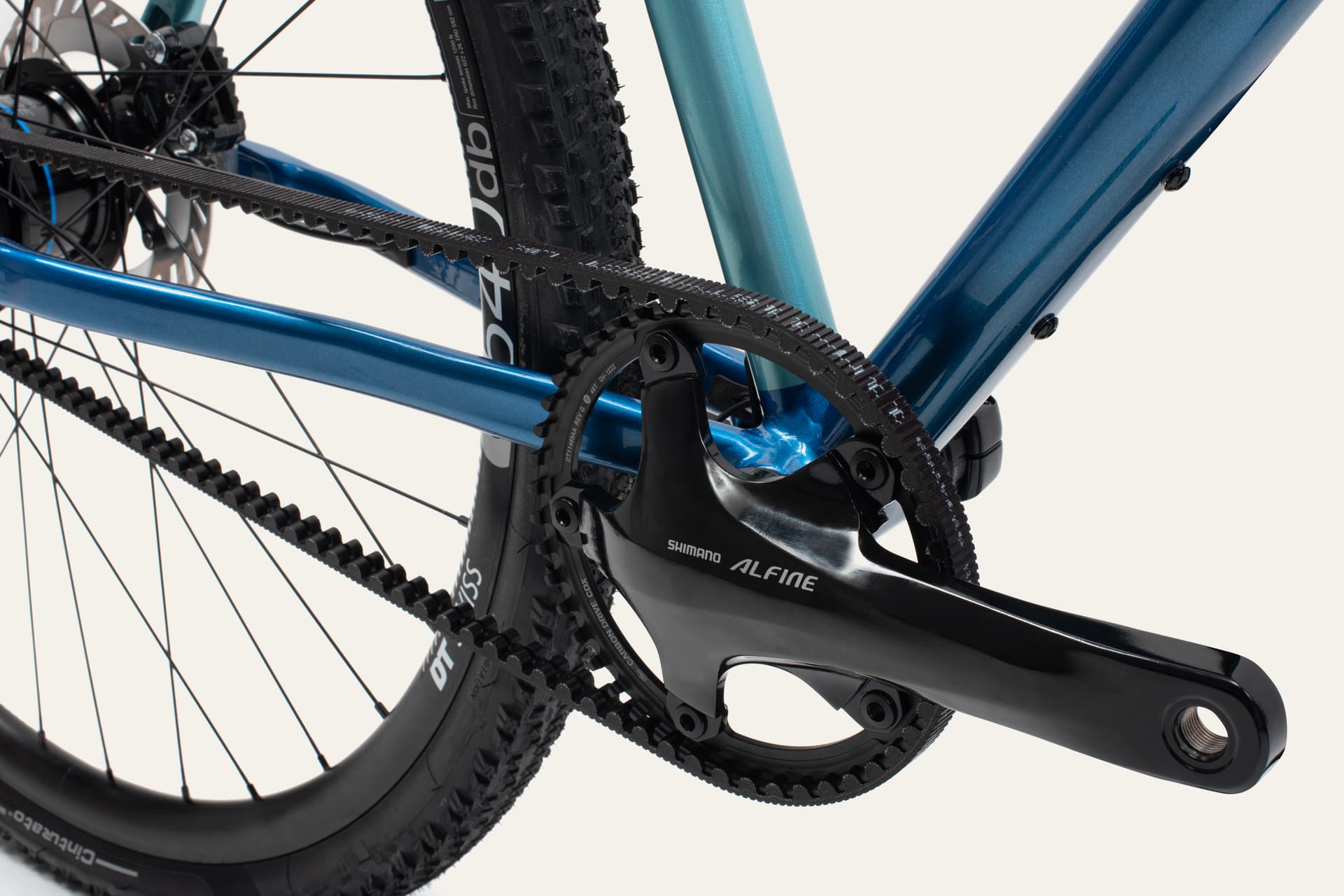 Drivetrain according to tradition or spirit of the times?