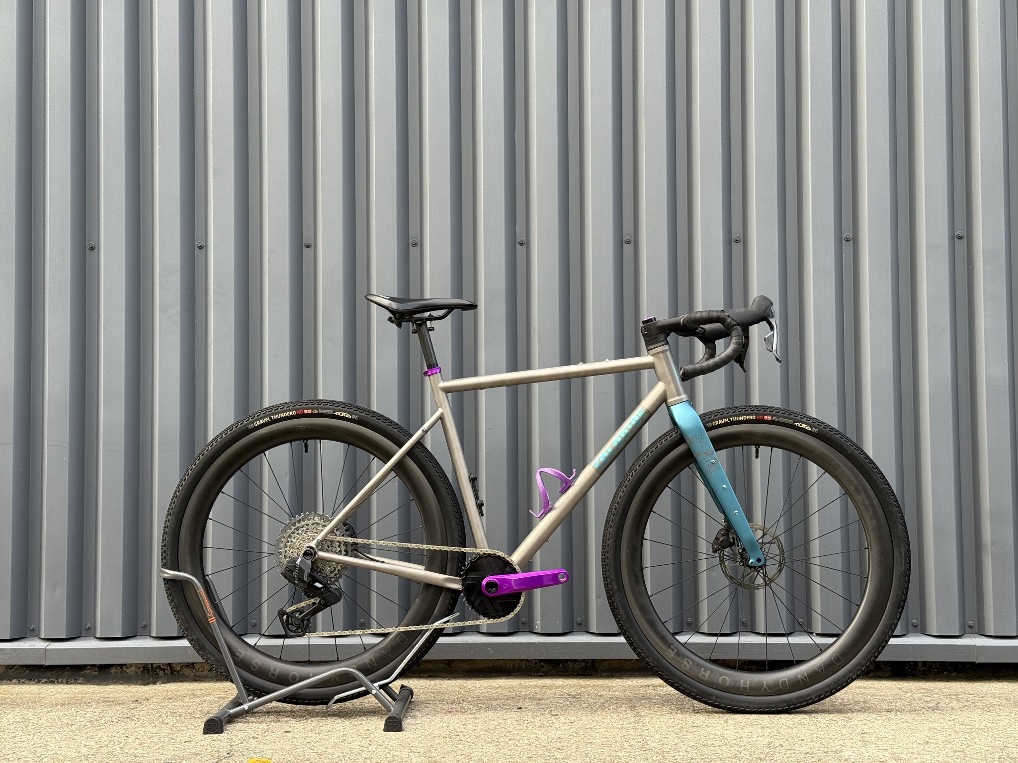 GRAIN Ti Koloride – Rival AXS 1x13 